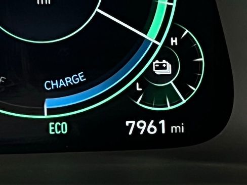 Used 2023 Hyundai Sonata Limited image 16