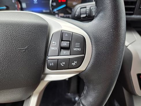 Used 2023 Ford Explorer XLT w/ Equipment Group 202A RWD image 32