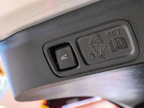 Used 2019 Ford Expedition Limited w/ Equipment Group 303A image 50