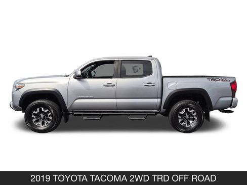 Used 2019 Toyota Tacoma TRD Off-Road w/ Technology Package RWD image 5