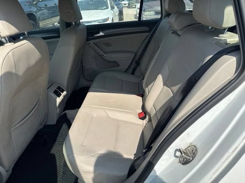 Used 2018 Volkswagen Golf SE FWD image 13
