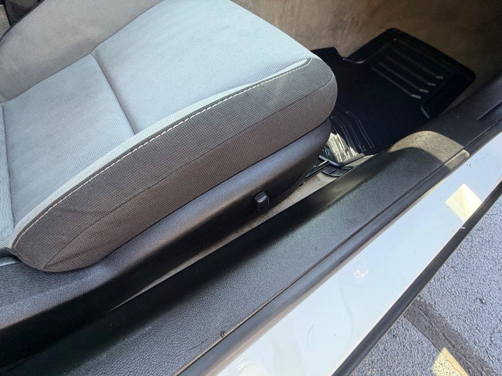 Used 2012 Chevrolet Camaro LS RWD image 10