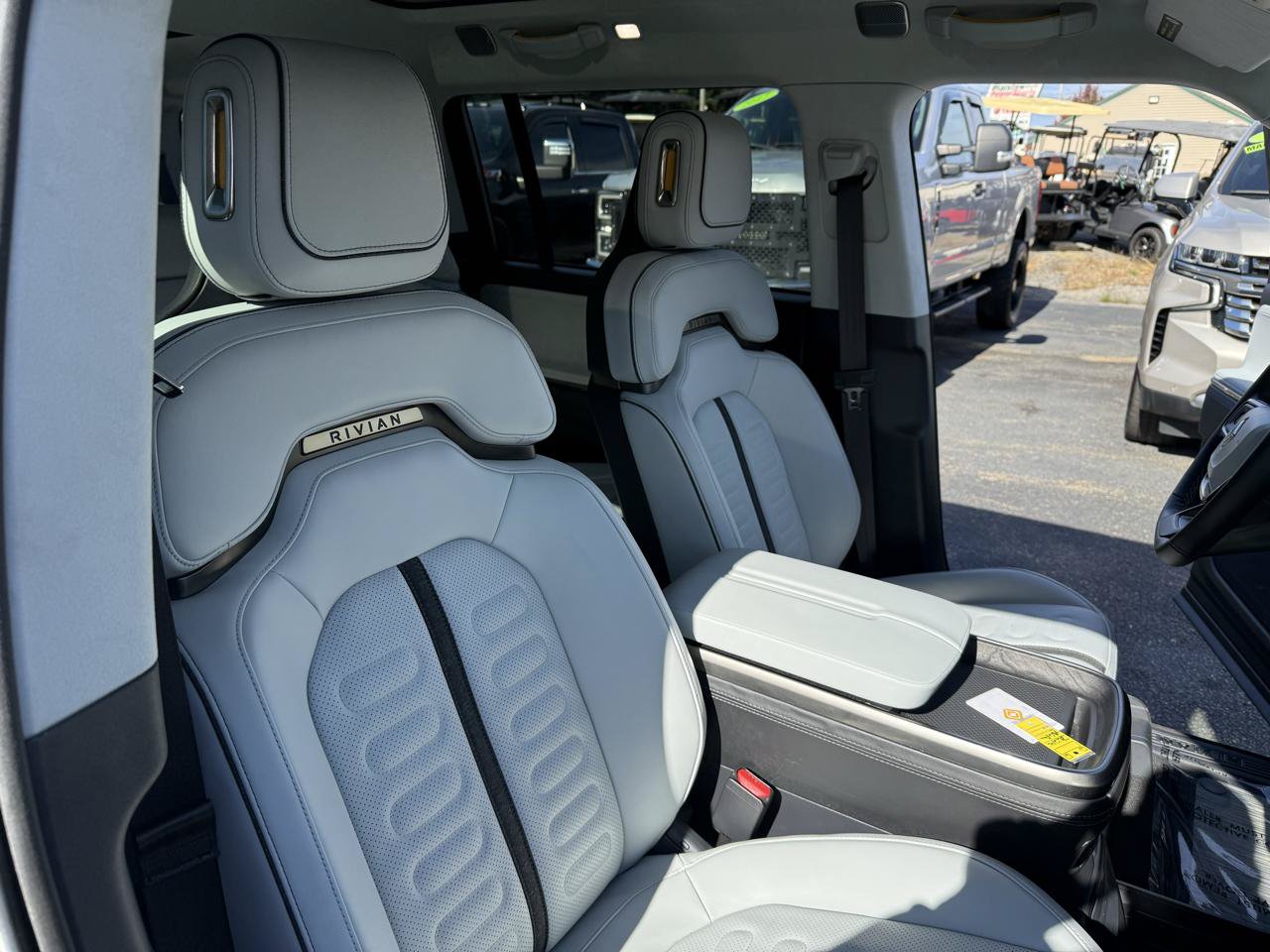 Used 2023 Rivian R1S Adventure Quad AWD/4WD image 22