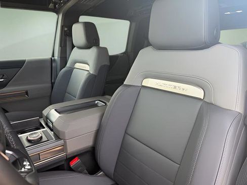 Used 2025 GMC Hummer EV 3X image 18