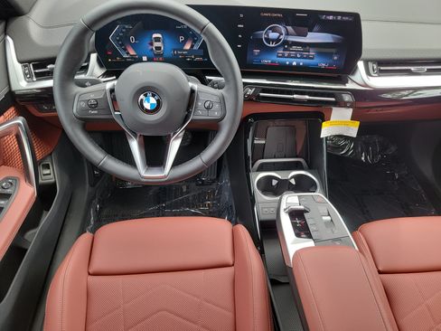 New 2026 BMW X2 xDrive28i w/ Convenience Package AWD/4WD image 7