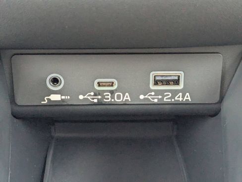 Used 2025 Subaru Legacy Premium AWD/4WD image 21