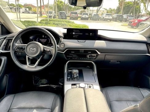 Used 2024 MAZDA CX-90 Plug-In Hybrid w/ Preferred AWD/4WD image 14