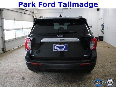 Used 2022 Ford Explorer XLT image 4