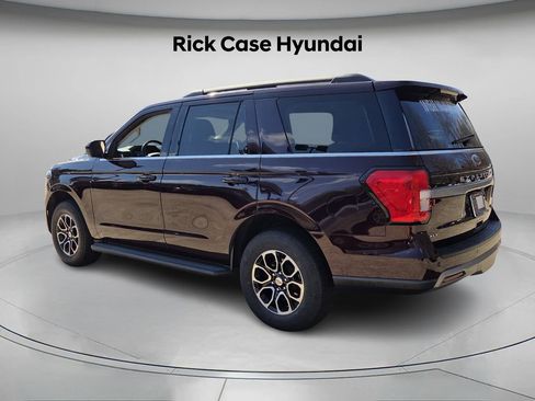 Used 2024 Ford Expedition XLT image 8