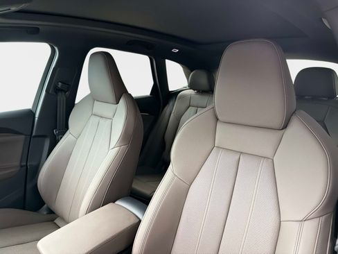 Used 2025 Audi Q5 Premium Plus AWD/4WD image 19