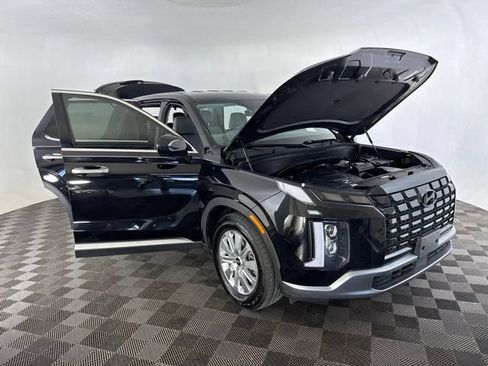 Used 2025 Hyundai Palisade SE AWD/4WD image 16
