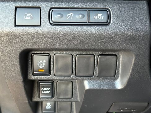 Certified 2022 Nissan Frontier S w/ Technology Package image 16