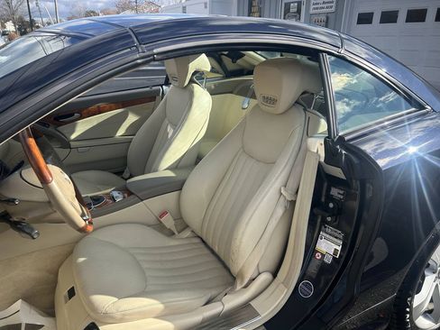 Used 2009 Mercedes-Benz SL 550 image 9