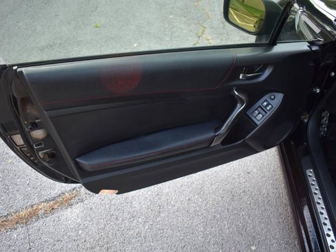 Used 2014 Subaru BRZ Limited RWD image 28