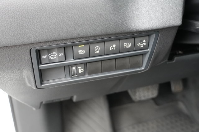 Used 2024 Toyota Tundra Limited AWD/4WD image 24