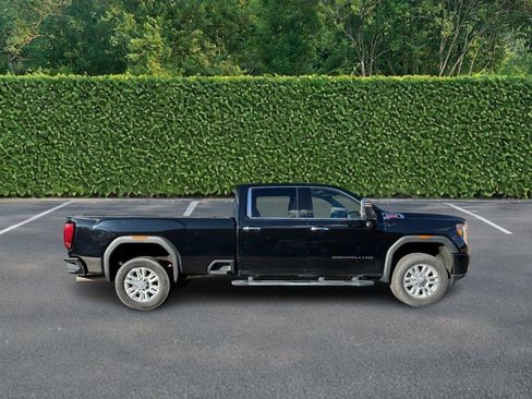 Used 2021 GMC Sierra 3500 Denali w/ Denali Ultimate Package image 2