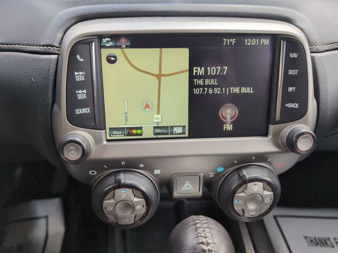 Used 2015 Chevrolet Camaro LT RWD image 16
