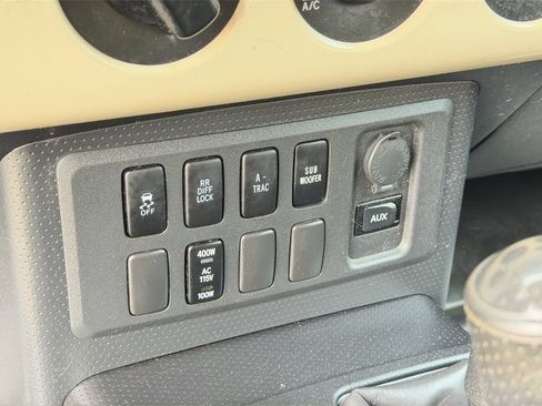 Used 2010 Toyota FJ Cruiser 4WD image 13