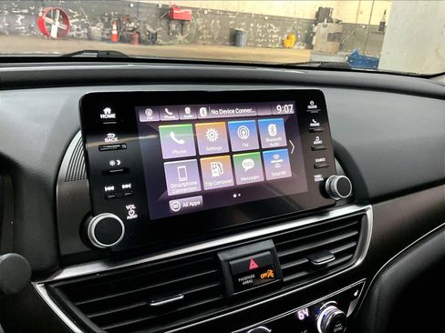 Used 2018 Honda Accord EX-L image 36