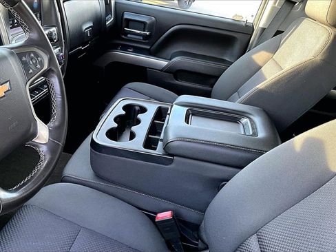 Used 2018 Chevrolet Silverado 1500 LT w/ LT Eassist Package image 14