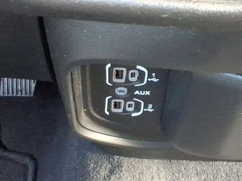 Certified 2022 RAM 1500 Big Horn image 24