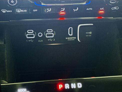 Used 2022 Jeep Grand Cherokee Limited 4xe image 26