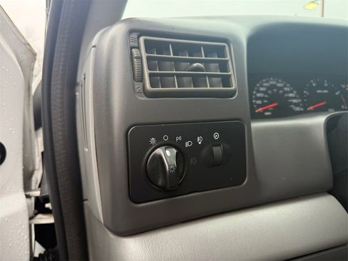 Used 2003 Ford F250 4x4 Crew Cab Super Duty image 6