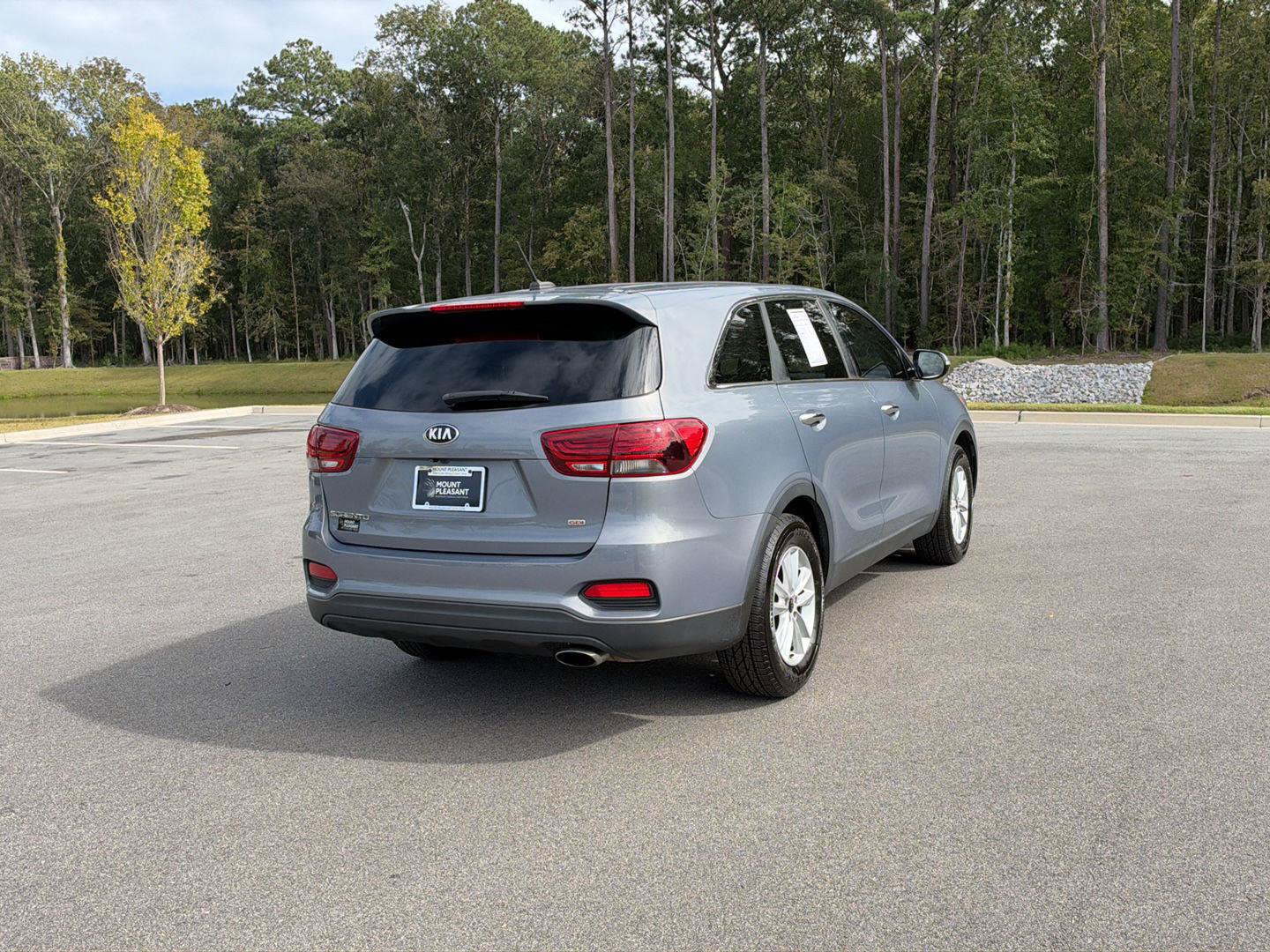 Used 2020 Kia Sorento LX FWD image 7