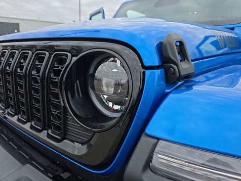 New 2026 Jeep Gladiator Sport image 29