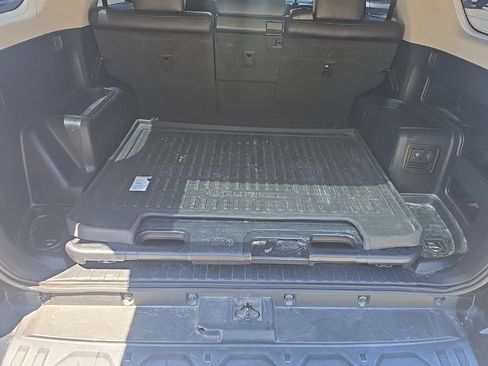 Used 2019 Toyota 4Runner TRD Off-Road Premium AWD/4WD image 10