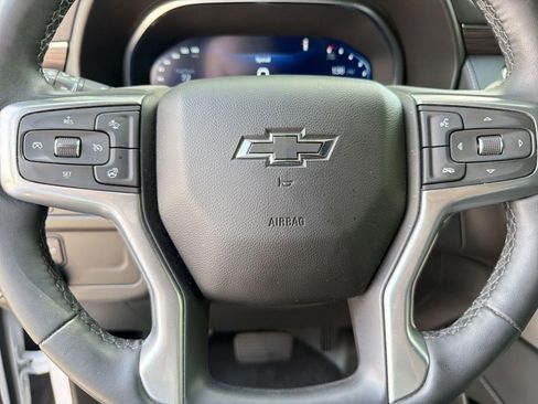 Used 2023 Chevrolet Tahoe Z71 w/ Luxury Package image 17