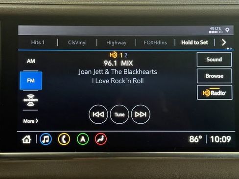 Used 2021 GMC Yukon Denali w/ Denali Premium Package AWD/4WD image 8