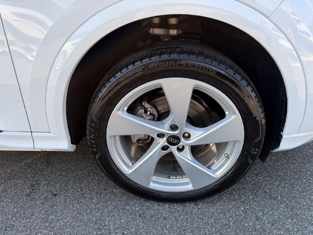 Used 2025 Audi Q5 Premium w/ Premium Plus AWD/4WD image 12