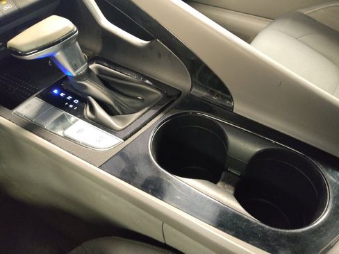 Used 2021 Hyundai Elantra SEL w/ Convenience Package image 26