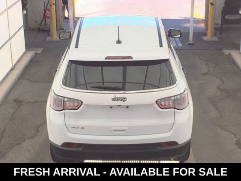 Used 2023 Jeep Compass Sport AWD/4WD image 5