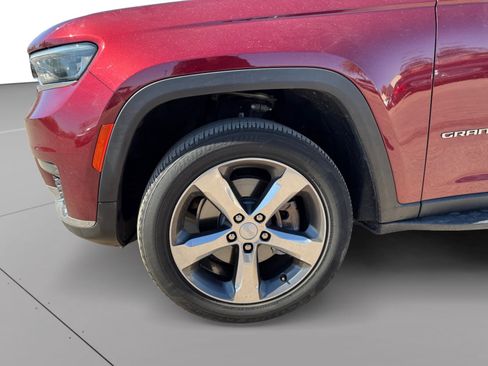 Used 2021 Jeep Grand Cherokee L Limited image 9