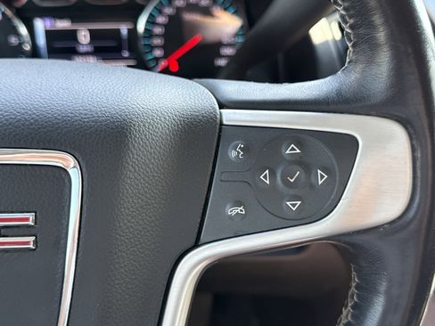 Used 2020 GMC Yukon XL SLT image 17