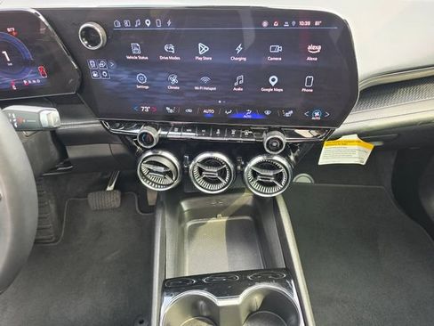 Used 2024 Chevrolet Blazer EV LT AWD/4WD image 44