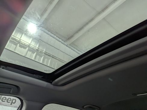 Used 2021 Honda CR-V EX-L image 24
