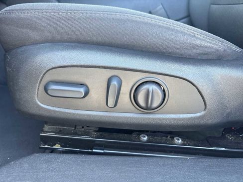 Used 2022 Chevrolet Malibu LT image 14