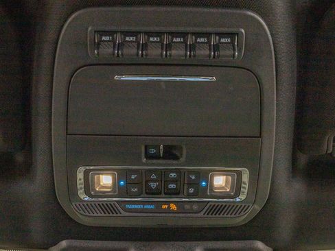 Used 2021 Ford F150 Raptor w/ Equipment Group 801A High AWD/4WD image 36