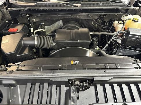 Certified 2022 Chevrolet Silverado 2500 Custom w/ Custom Value Package image 26