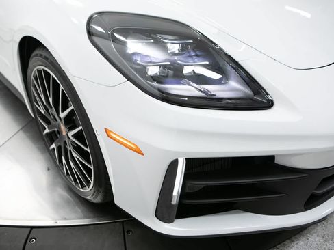 New 2026 Porsche Panamera 4 AWD/4WD image 12