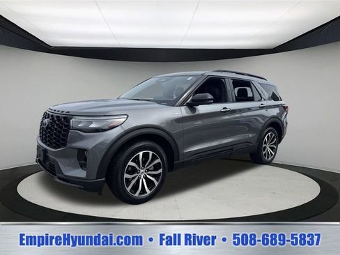 Used 2025 Ford Explorer ST-Line AWD/4WD image 1