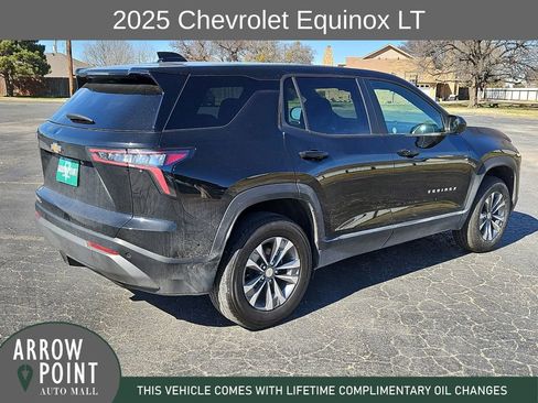Used 2025 Chevrolet Equinox LT FWD image 12