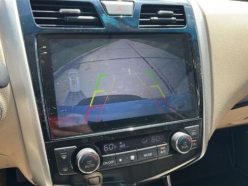 Used 2015 Nissan Altima 2.5 SL w/ Moonroof Package FWD image 29