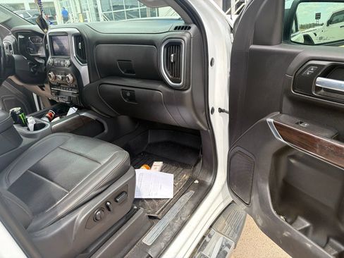 Used 2021 GMC Sierra 1500 SLT RWD image 15