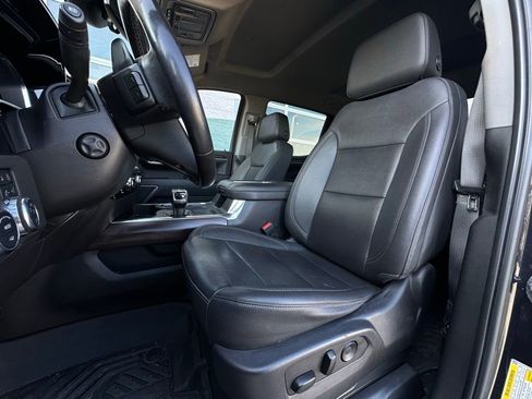 Used 2022 GMC Sierra 1500 SLT w/ SLT Convenience Package image 6