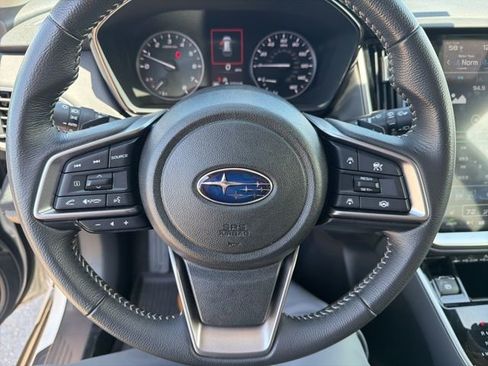 Used 2025 Subaru Outback Premium image 12