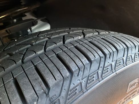 Certified 2023 Lincoln Nautilus Reserve image 14